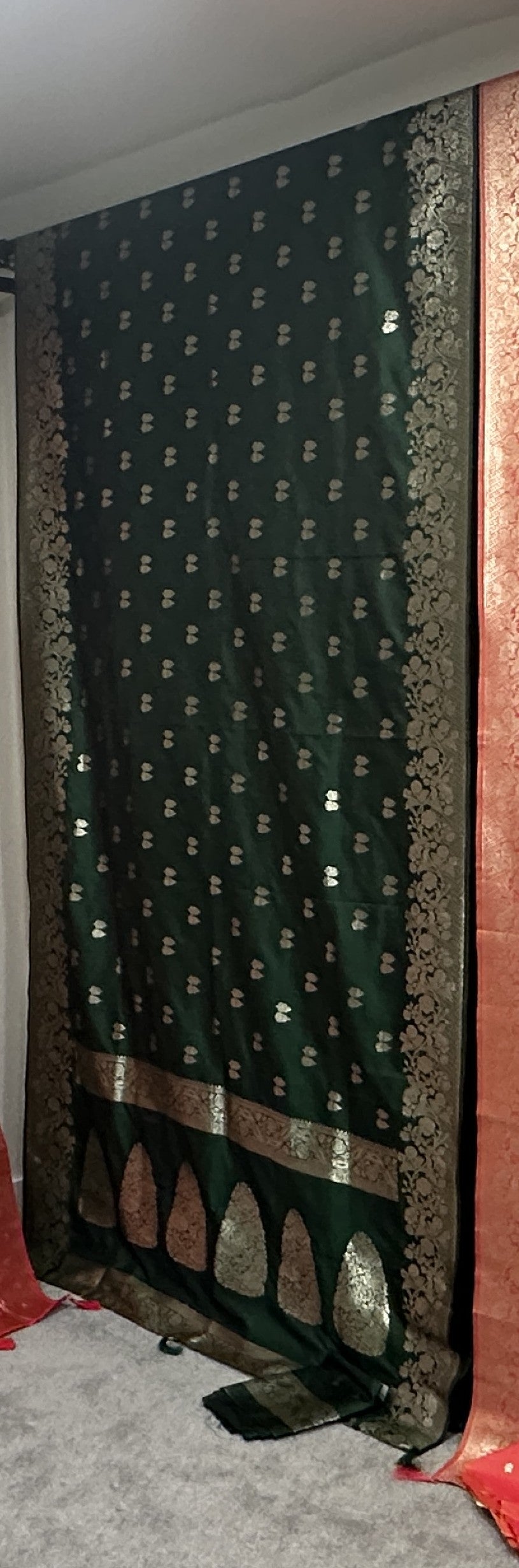 Benarasi Saree Semi Katan - Bottle Green