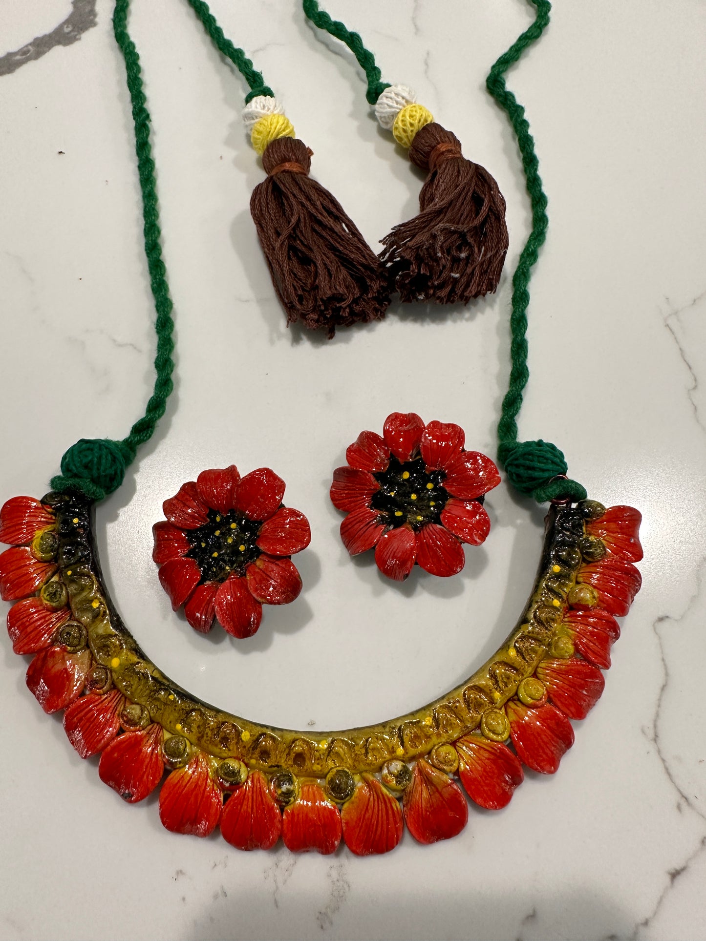 Artificial Clay Jewelry - Flower garland