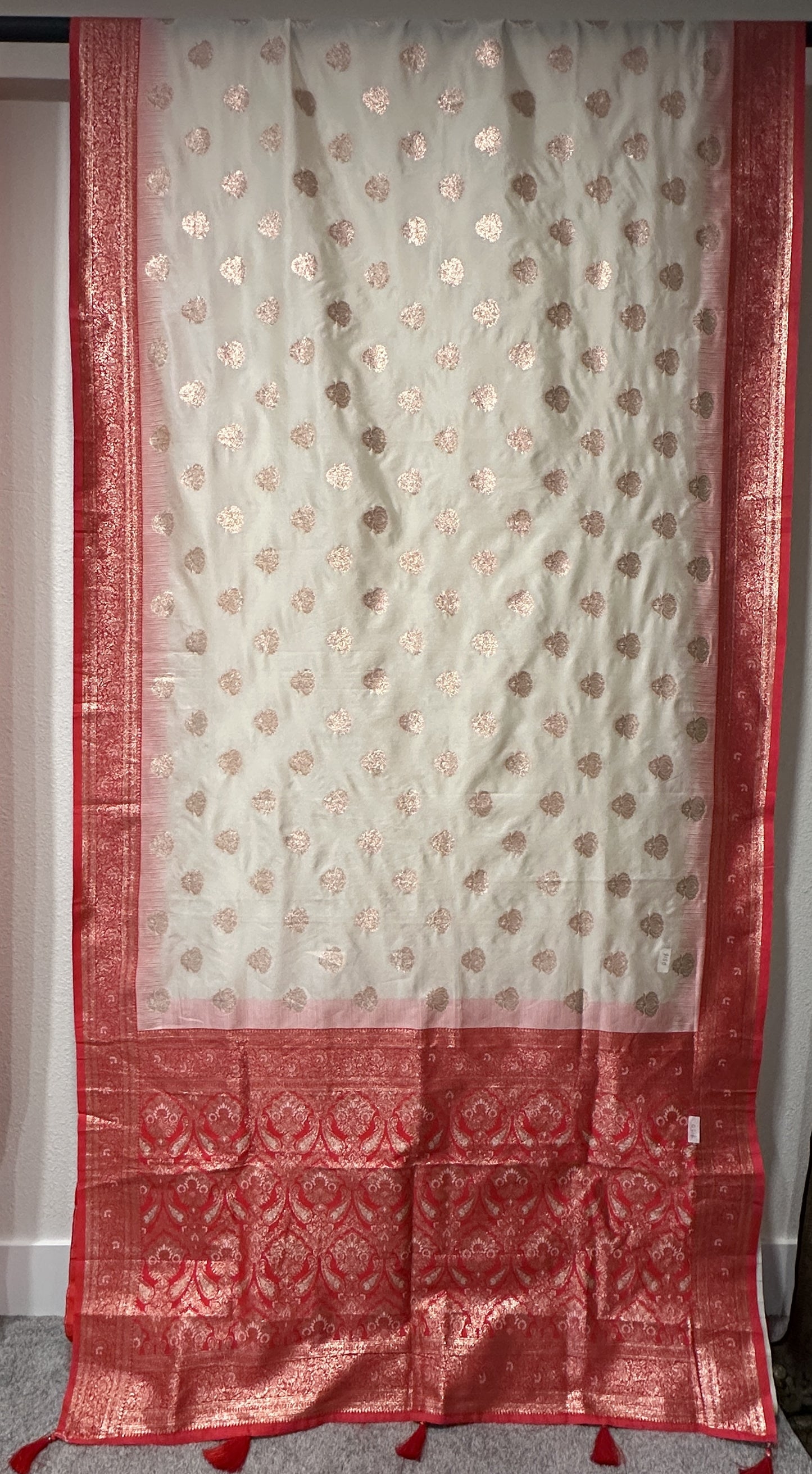 Benarasi Saree  - Cream