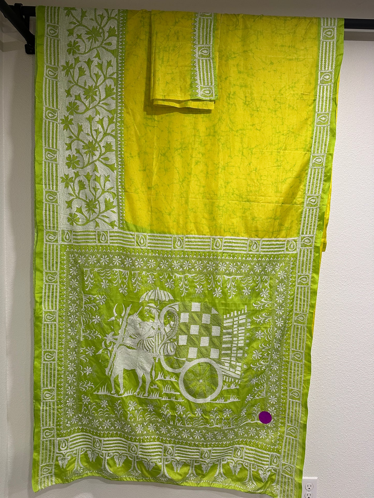 Baatik Kaantha - Lime Yellow body with Cowcart design on Anchal