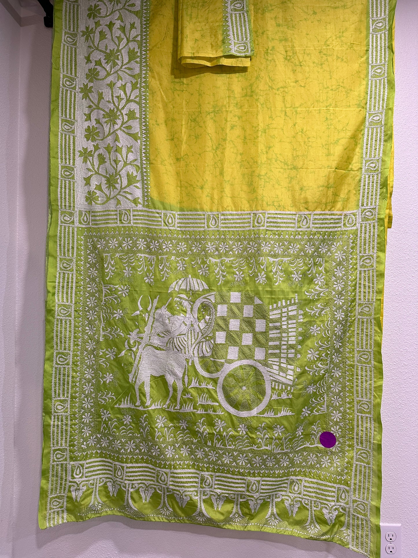 Baatik Kaantha - Lime Yellow body with Cowcart design on Anchal