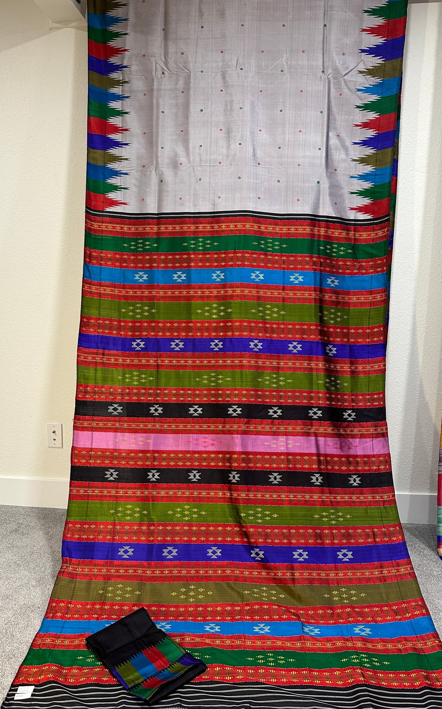 Berhampuri double palla in Grey with multicoloured temple border and multicoloured aanchal