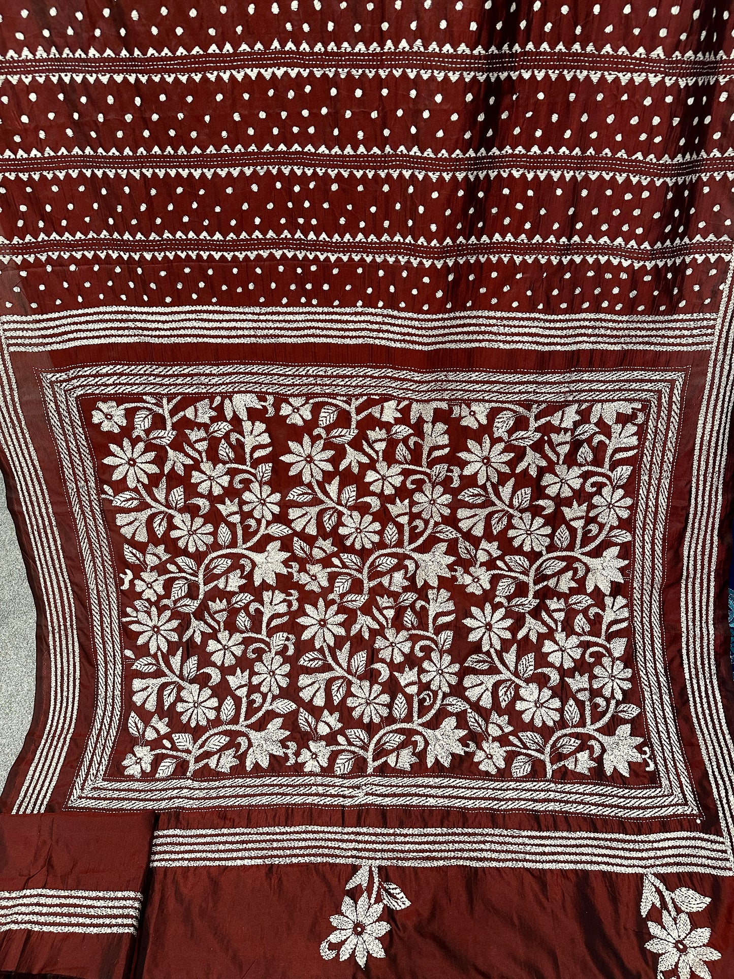 Kaantha Stitch Saree - Maroon