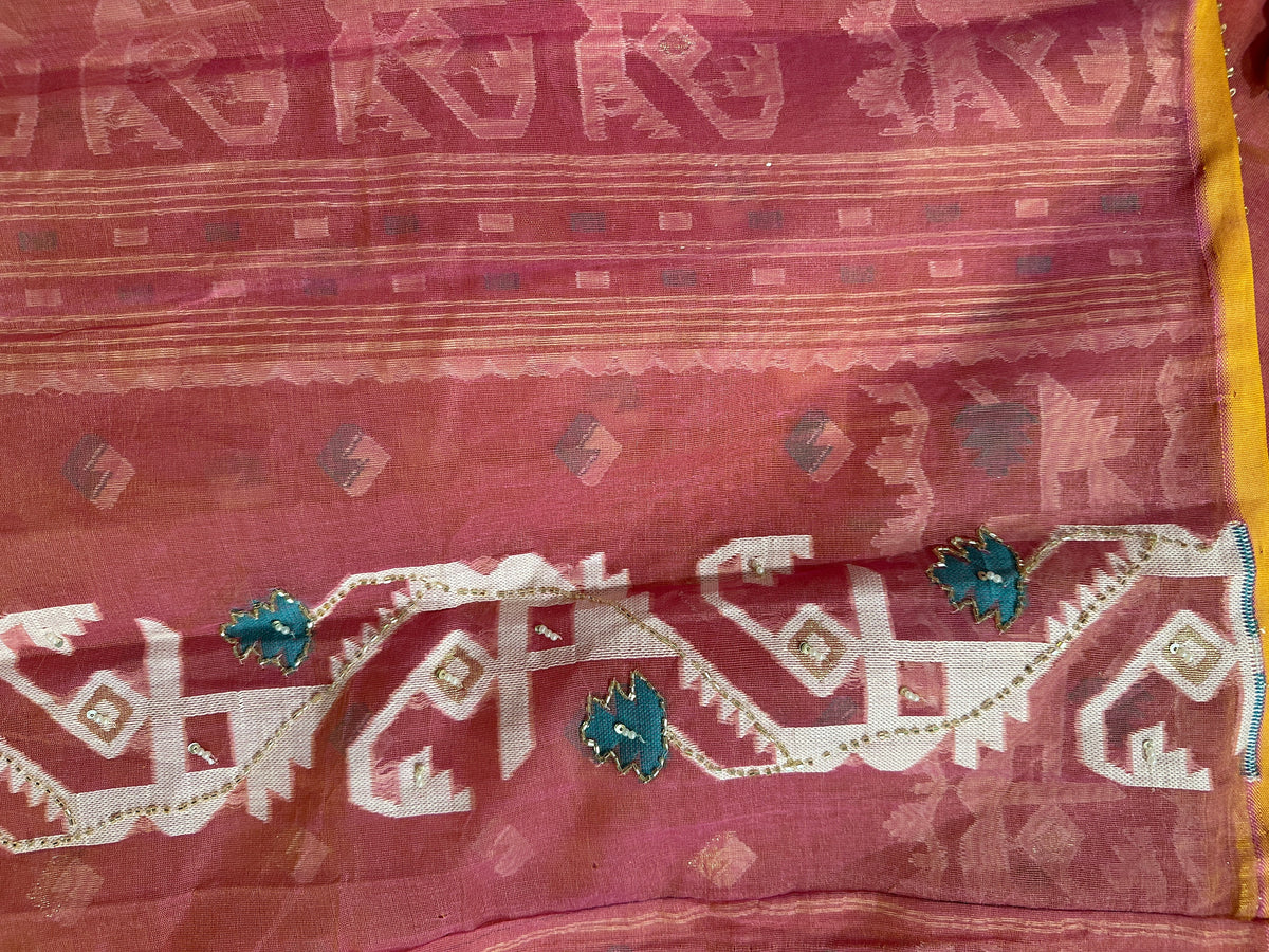 Cut Dana Dhakai in Pinkish Peach