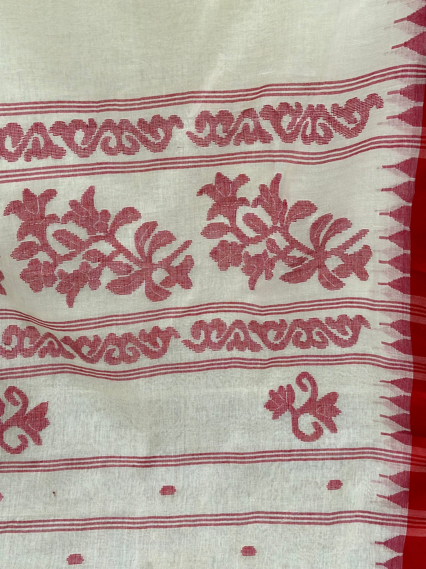 Moirangphee in White with red temple border